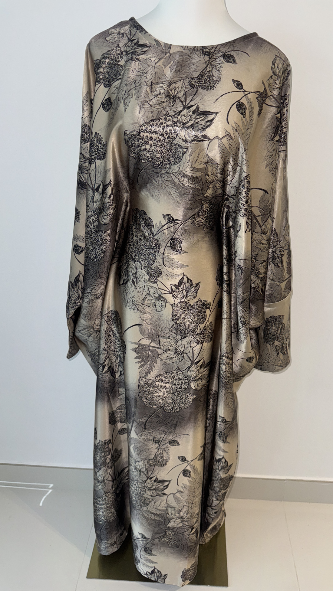 Ayat Abaya (Satin Brown)