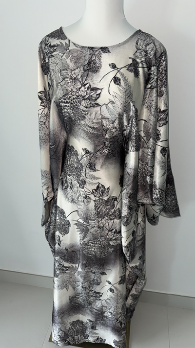 Ayat Abaya (Satin White)