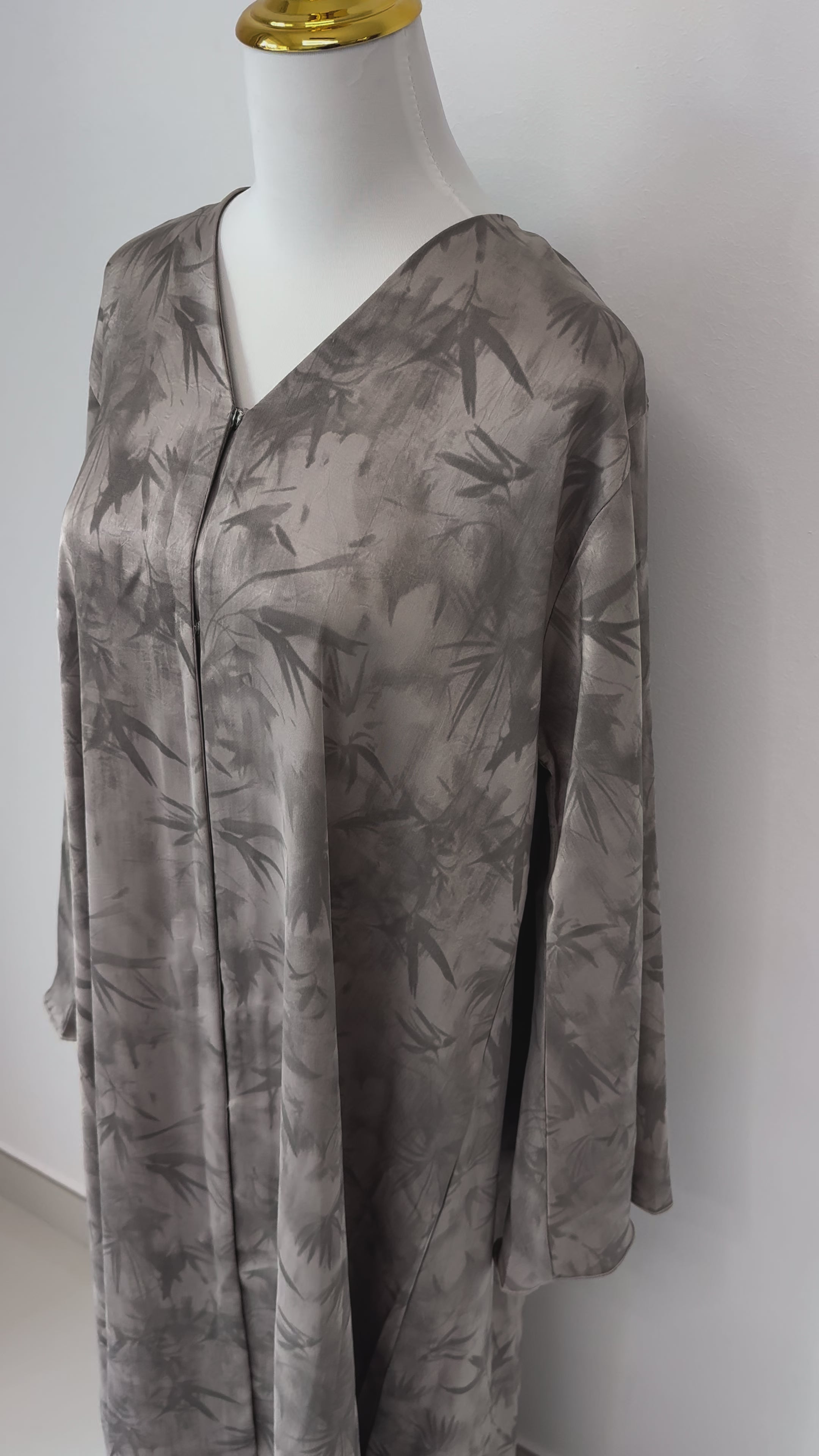 Jameela Abaya – With headscarf